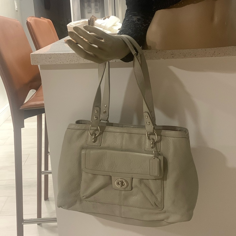 Coach shoulder bag
